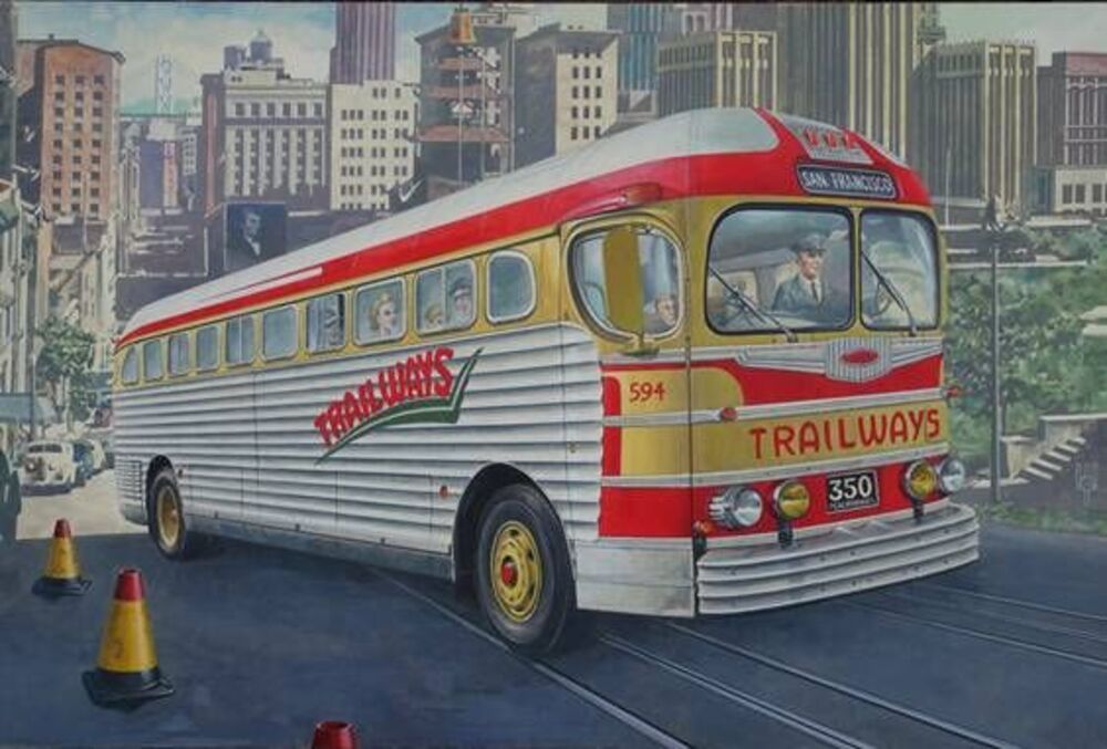 Roden 819 - GMC PD-3751 Silverside Trailwagon Trailways Company | Modellbau