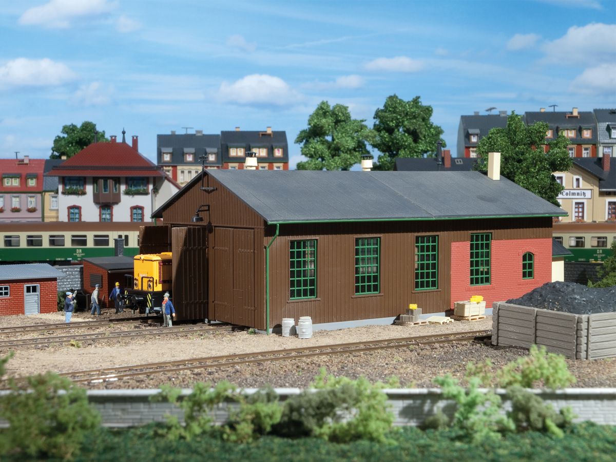 Auhagen H0 (1:87) 11332 - Lokschuppen zweiständig | Modellbahn | Modelleisenbahn