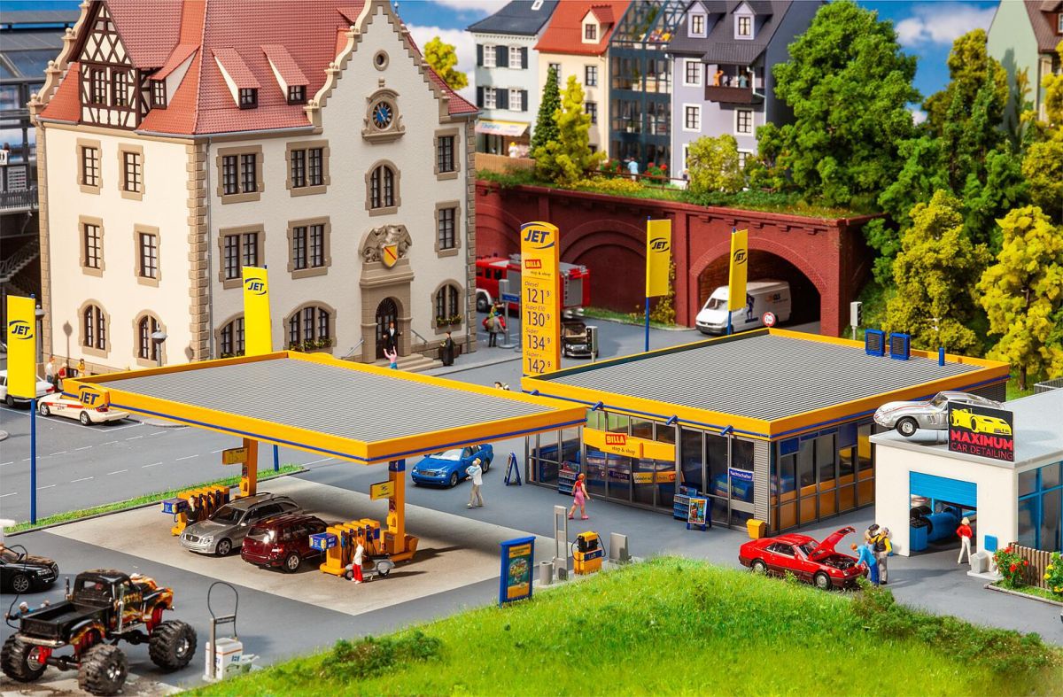 Faller H0 (1:87) 130589 - Tankstelle | Modellbahn | Modelleisenbahn