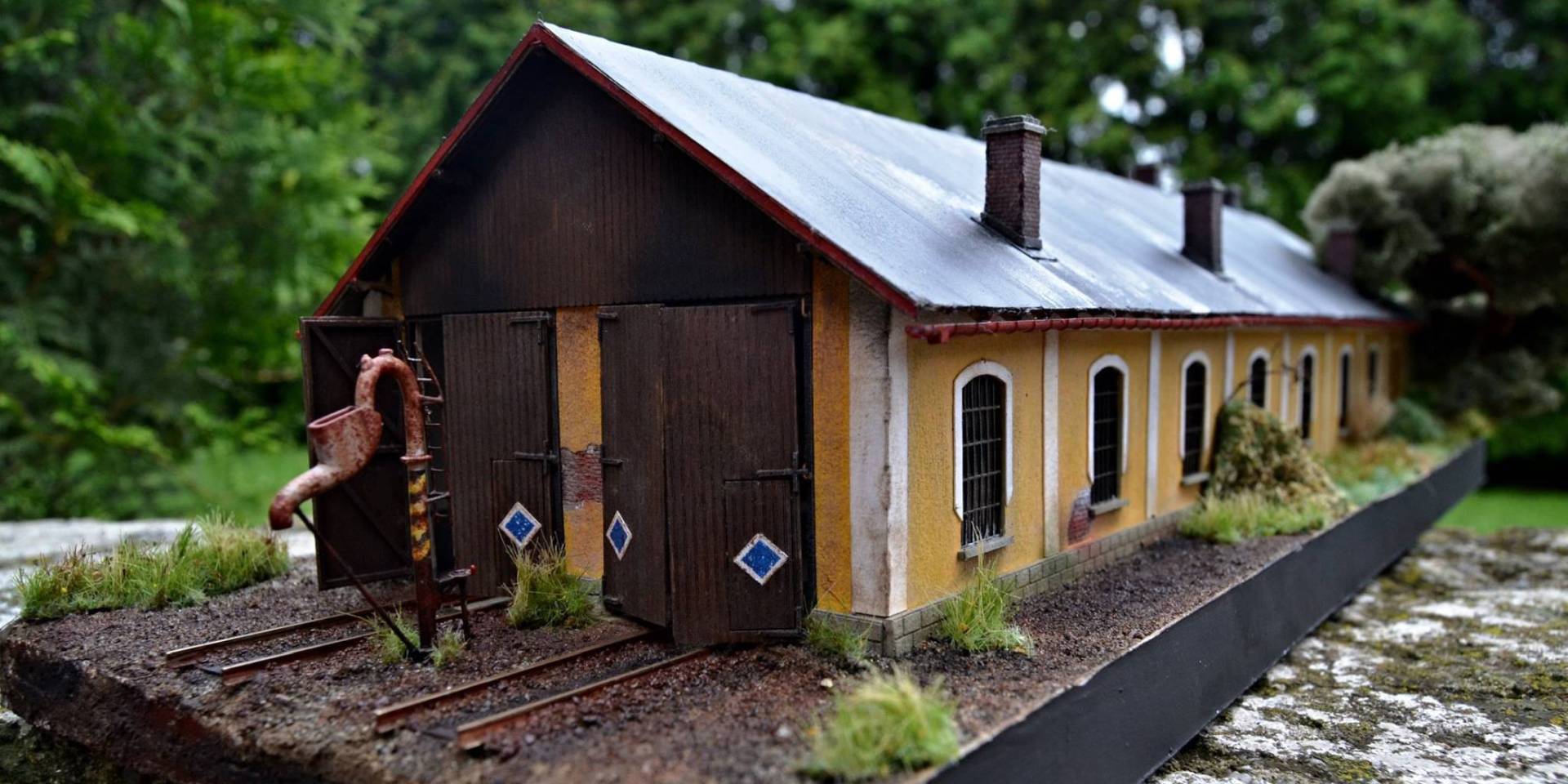 Igra Model TT 140010 - Lokschuppen Hodolany | Modellbahn | Modelleisenbahn