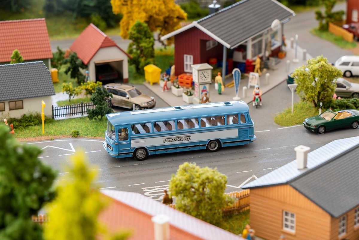 Faller H0 (1:87) 161485 - MB O302 Touring (WIKING) | Modellbahn | Modelleisenbahn