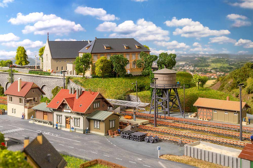 Faller N 239011 - Aktions-Set Bahnhof Feldsee | Modellbahn | Modelleisenbahn