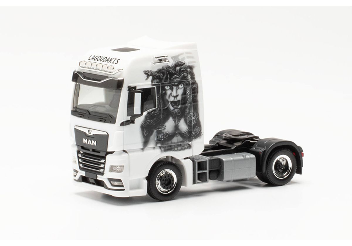 Herpa H0 (1:87) 315722 - MAN TGX GX Zugmaschine "Lagoudakis 6 / Medusa" (Bayern/Nürnberg) | Modellbahn | Modelleisenbahn