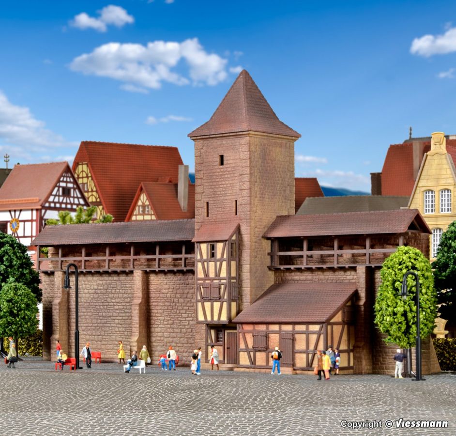 Kibri N 37108 - Wehrturm mit Mauer in Rothenburg | Modellbahn | Modelleisenbahn