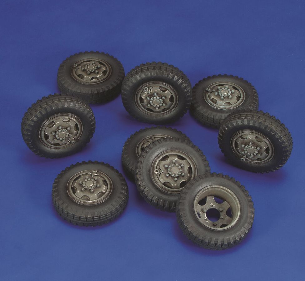 Royal Model RM391 - Wheels Sd.Kfz. 232 | Modellbau