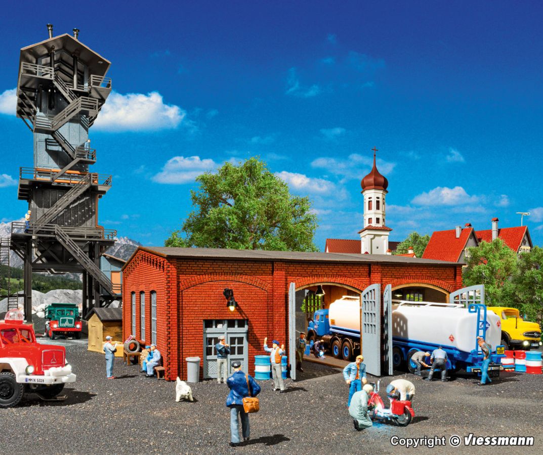 Vollmer H0 (1:87) 45642 - H0 LKW-Werkstatt - Polyplate Bausatz | Modellbahn | Modelleisenbahn