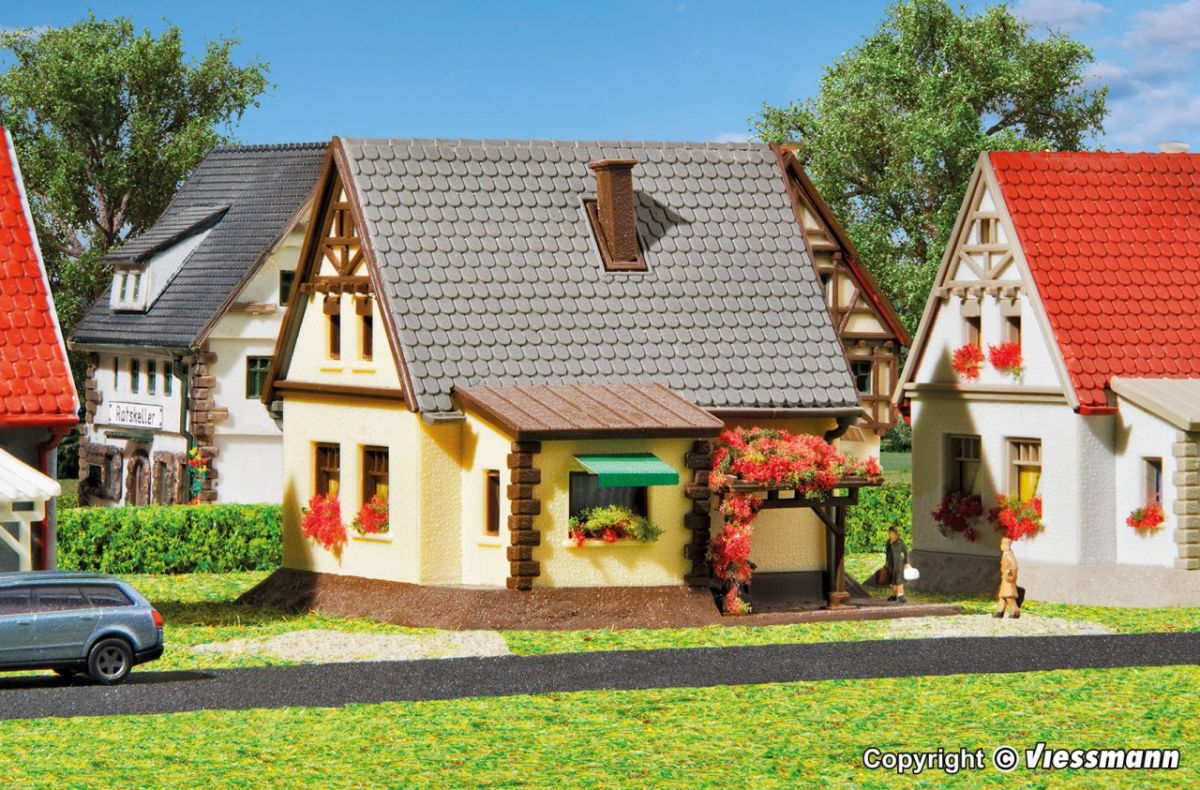 Vollmer Z 49573 - Wohnhaus, Adlerstr. 6 | Modellbahn | Modelleisenbahn