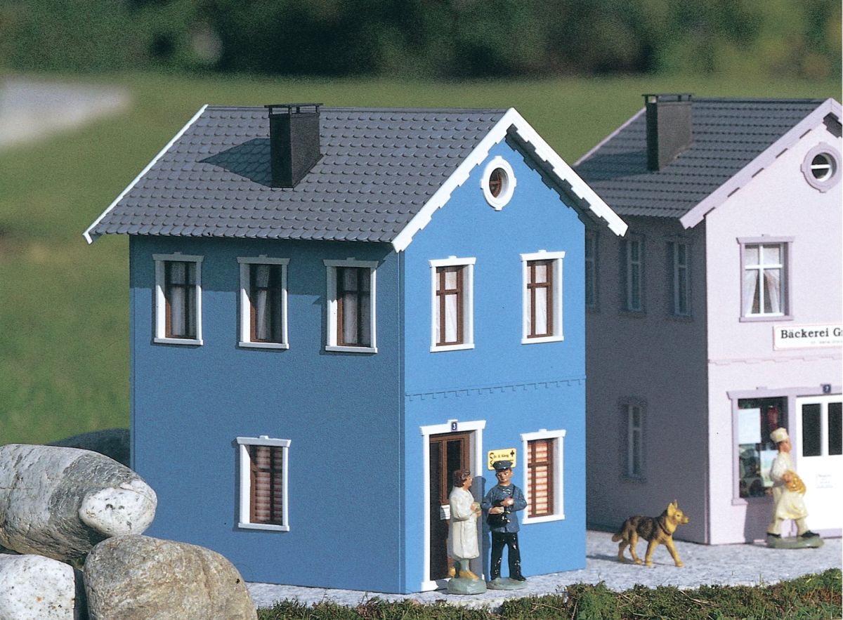 Piko G 62066 - Arztpraxis Dr. Lang | Modellbahn | Modelleisenbahn