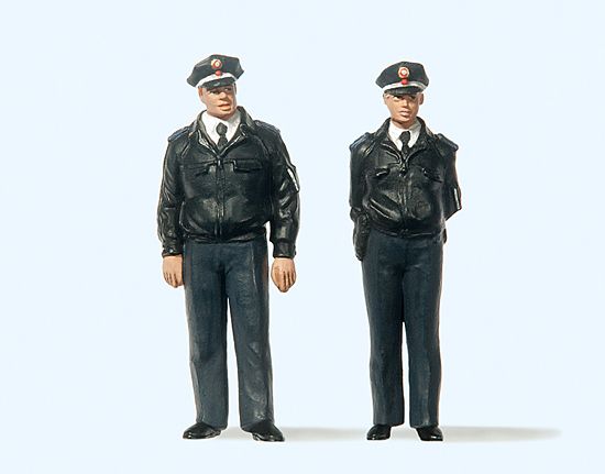 Preiser 1 (1:32) 63101 - Polizisten stehend. Blaue Uni | Modellbahn | Modelleisenbahn