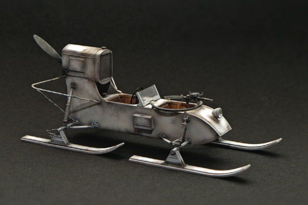 Plus model 290 - Russischer Luft-Schlitten RF-8 in 1:35 | Modellbau