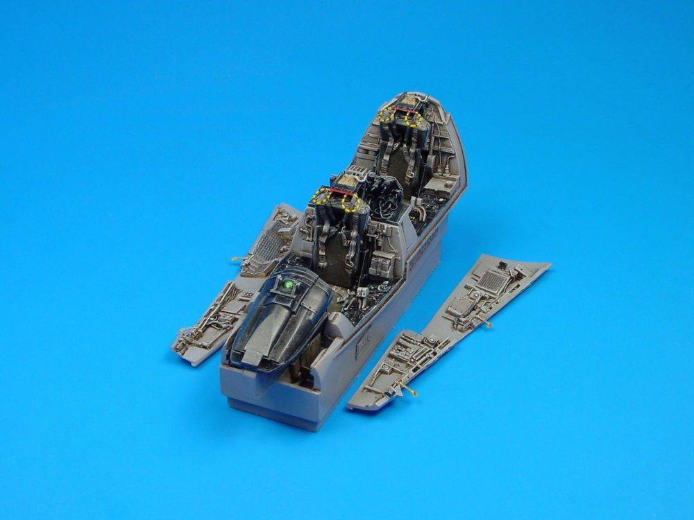 Aires 4240 - 1:48 F-4C Phantom II Cockpit Set | Modellbau