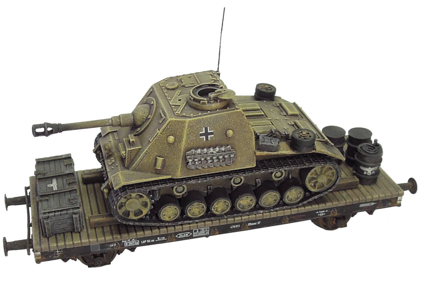 ArtMaster H0 (1:87) 80.791 - Panzer Haubitze 42 Bahnverladen als Ladegut H0 | Modellbahn | Modelleisenbahn