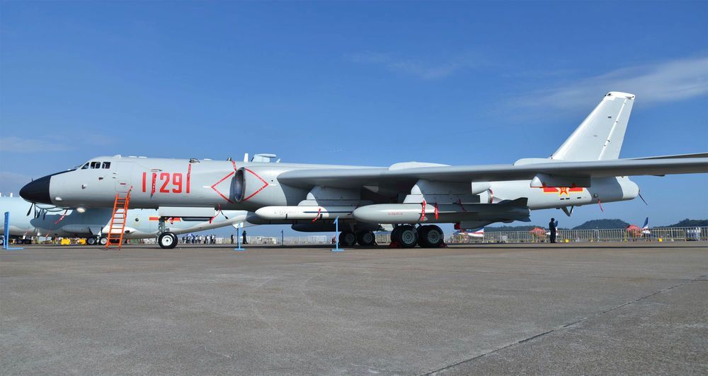 Trumpeter 03930 - 1:144 Xian H-6K Stratedgic Bomber | Modellbau