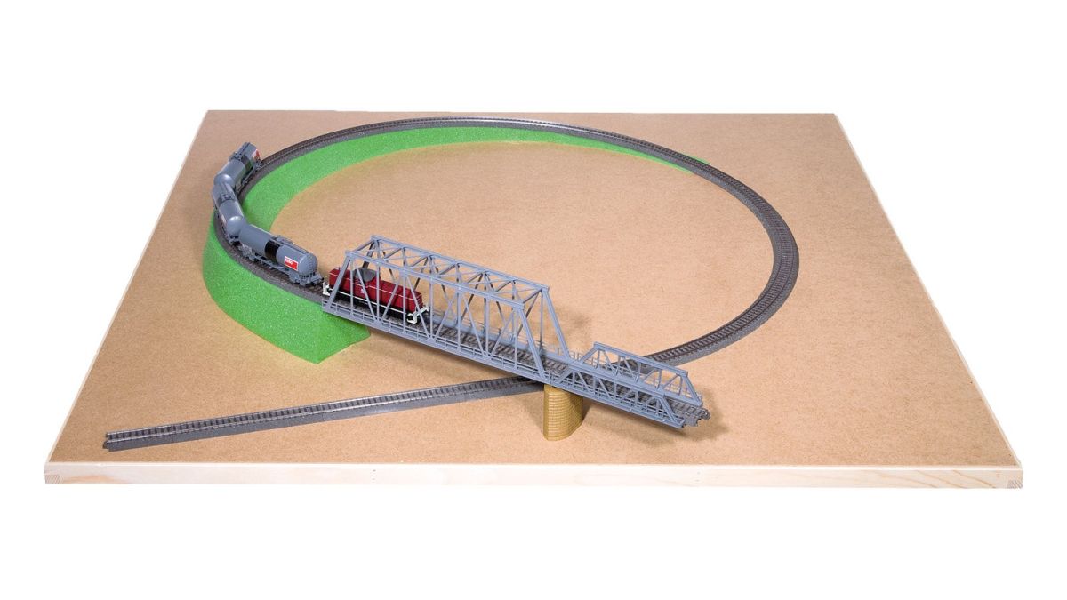 Noch H0 (1:87) 99356 - Auffahrt mit Böschung, Steigung 4 % | Modellbahn | Modelleisenbahn