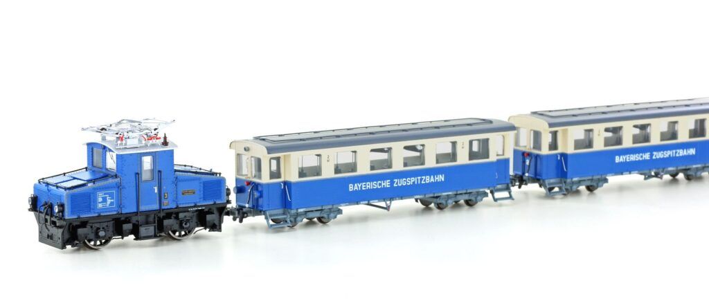 Hobbytrain H0 (1:87) H43105 - Zugspitzbahn Tal-Lok mit 2 Personenwagen, Ep.V, H0m / 12mm | Modellbahn | Modelleisenbahn