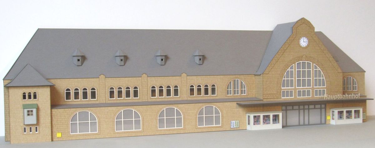 Modellbau Laffont Z Z10201 - Hauptbahnhof Aachen Personenseite als Halbreliefmodell | Modellbahn | Modelleisenbahn