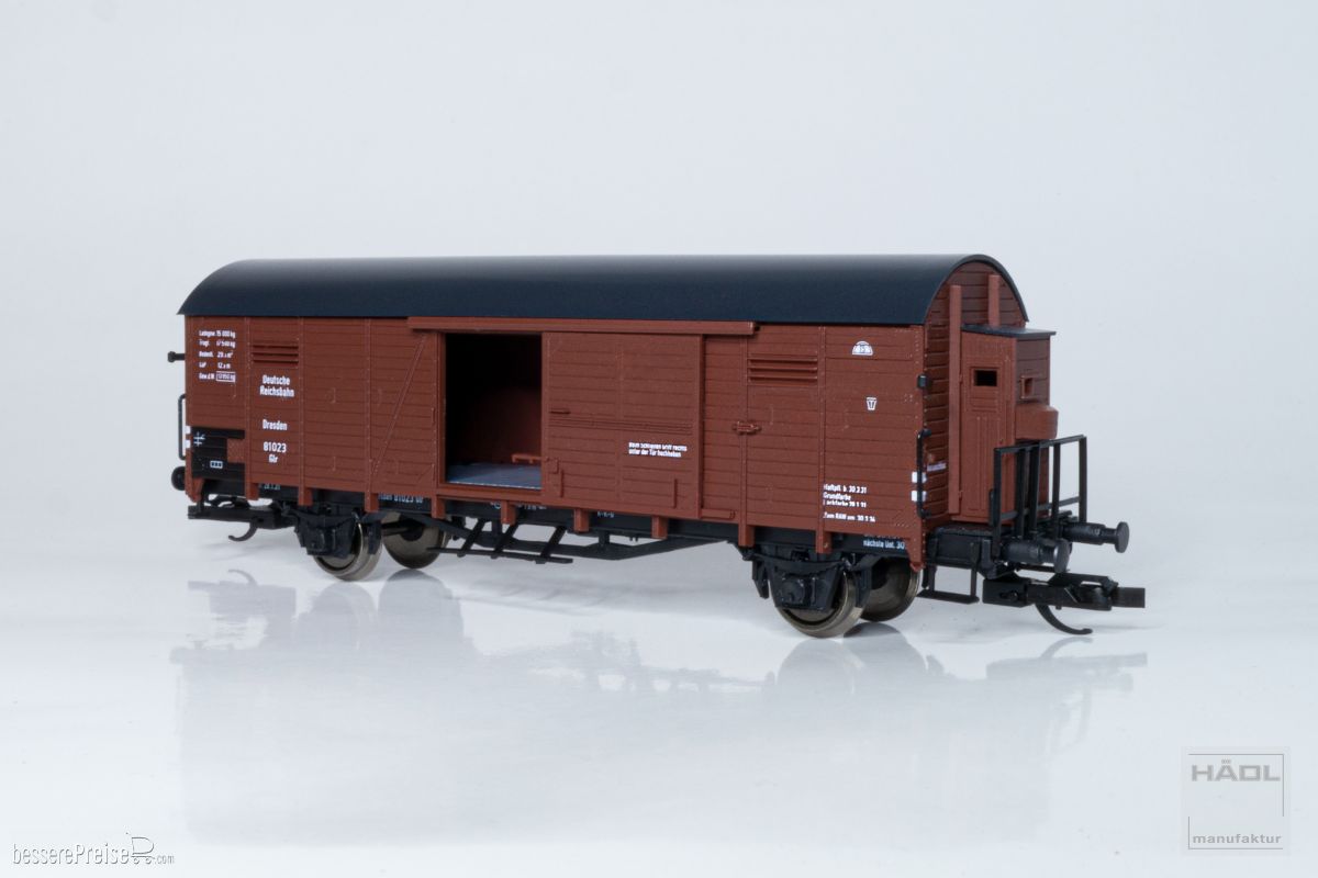 gedeckter Güterwagen "Dresden" Glr mit Bremserhaus der DRG, Epoche II