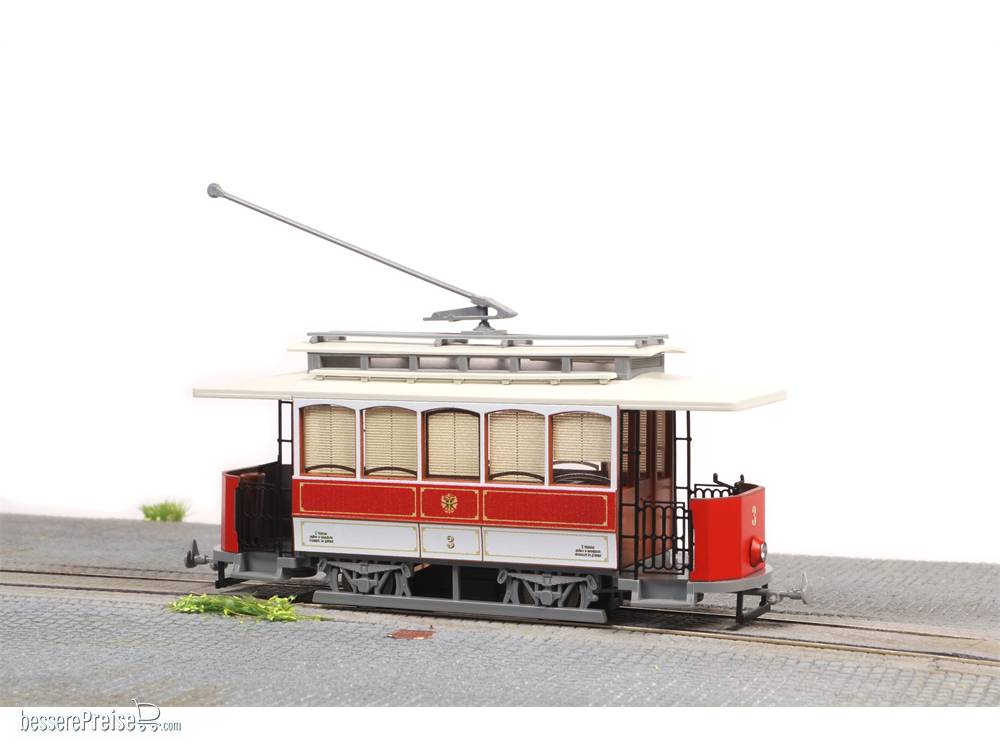 Oldtimer Straßenbahn Pula, Tw 3, rot-weiss, mit Antrieb