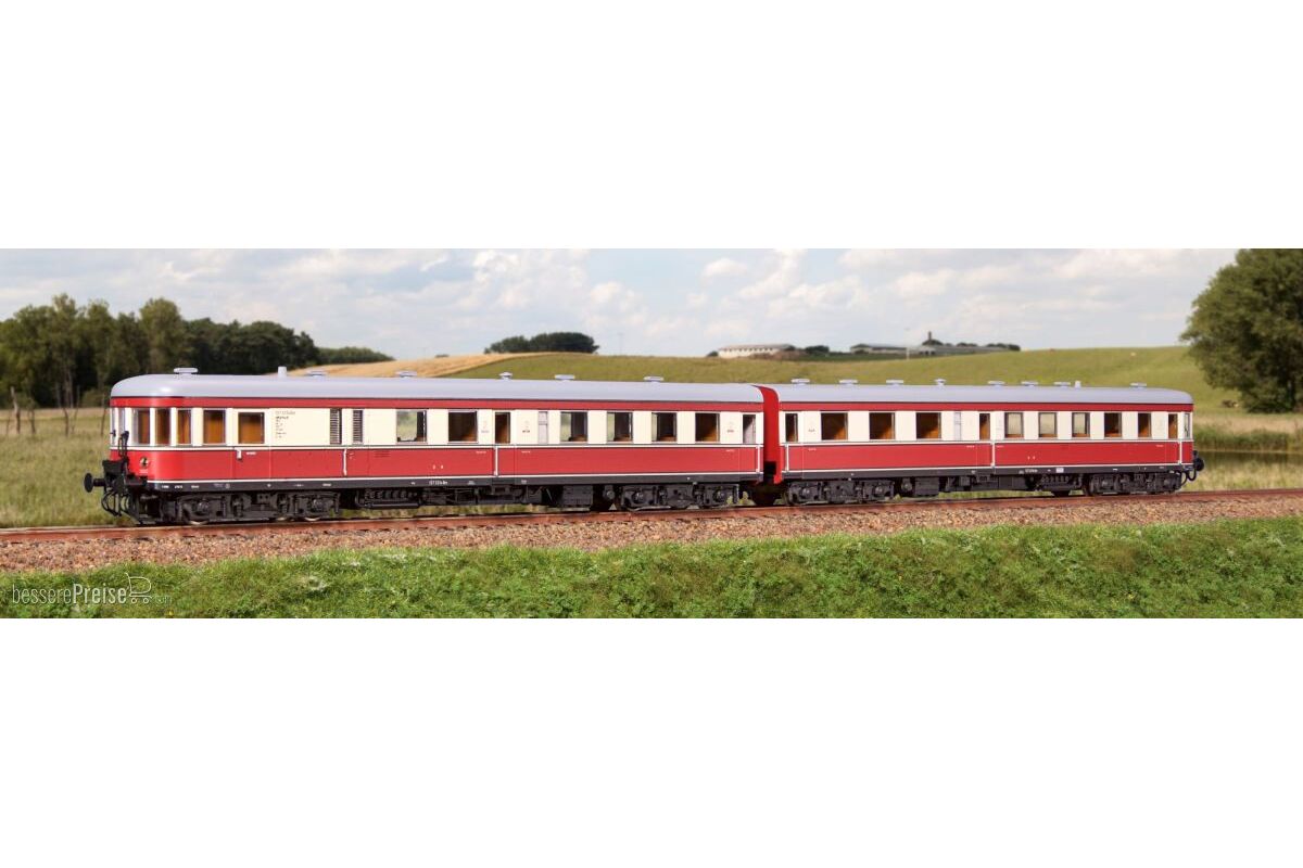 VT 137 Bauart „Stettin“, DR Epoche III, mit 3. Spitzenlicht, digital mit Sound, gealterte Version