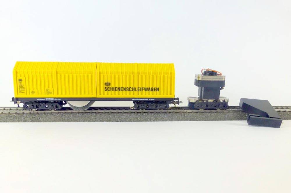HO-Doppelpack (3), AC~System Märklin (Art.-Nr. 9130 u. 9029 als Set). Analog und digital einsetzbar