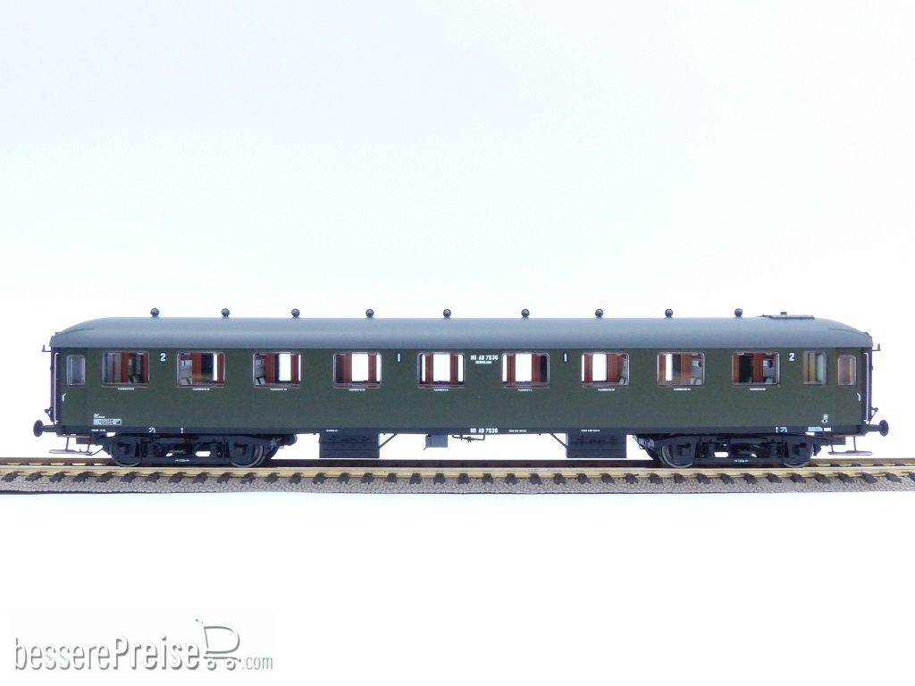 Reisezugwagen NS AB7536 grün, graues Dach