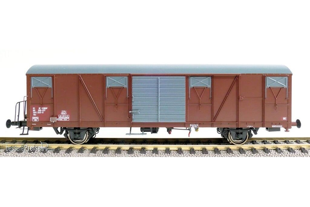 SBB Gbs Güterwagen EUROP mit Farbflächen, glattem Dach und Türen mit Sicken