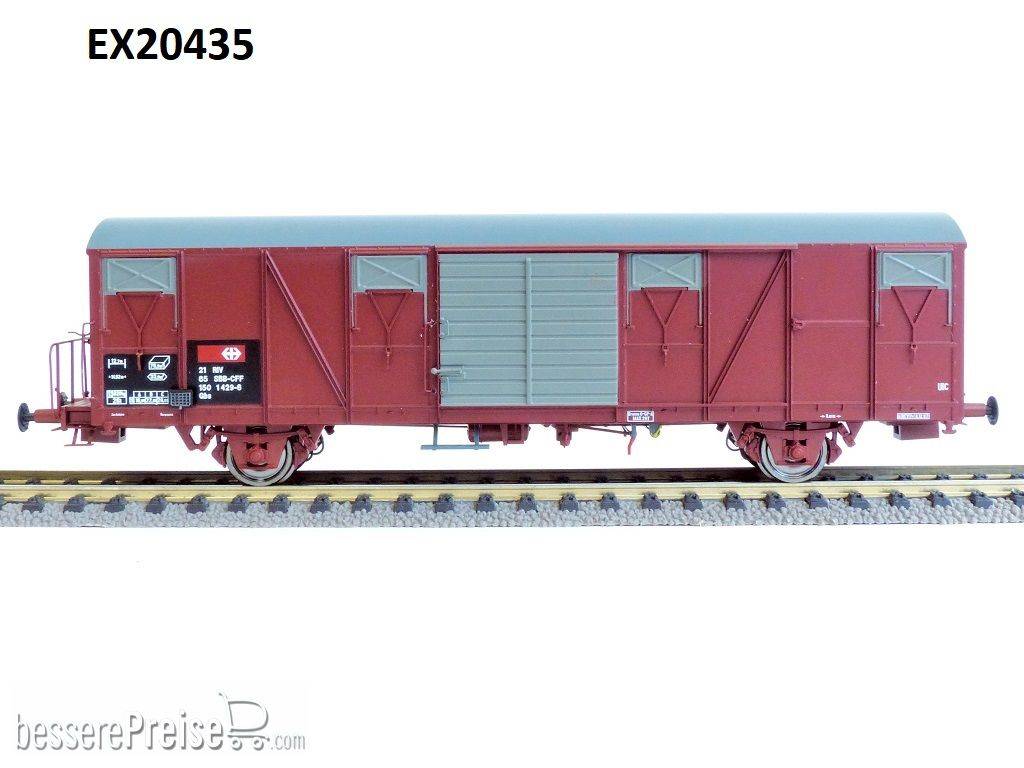 SBB Gbs Güterwagen mit kleinem SBB Emblem, glattem Dach und Türen mit Sicken Epoche VI