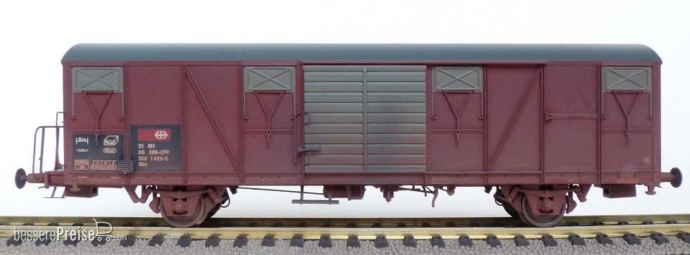 SBB Gbs Güterwagen mit kleinem SBB- Emblem, glattem Dach und Türen mit Sicken (Verschmutzt)