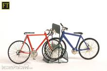 Halling MO-309 - Zwei Fahrräder +Fahrradständer, Bausatz 1:45