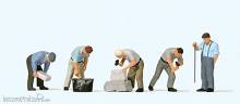 Preiser 10669 - Arbeit an der Bruchsteinmauer