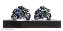 Minichamps 122194446 - YAMAHA YZR-M1 - SET 2 BIKES 2 FIGURINES - HAMILTON/ROSSI - TEST VALENCIA 2019