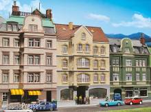 Faller 130447 - Stadthaus mit Kneipe