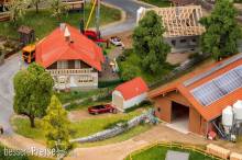 Faller 130583 - Bauernhaus mit Stallung und Garage
