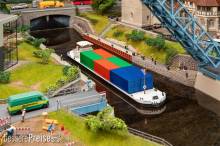 Faller 131013 - Flussfrachter mit Containern