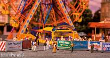Faller 140358 - Kirmes-Absperrzäune und -Schilder, 720 mm