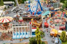 Faller 140460 - Kirmes-Set Jahrmarktvergnügen