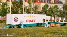 Kibri 14658 - Spur H0 Zirkus Zeltstangen- und Kofferanhänger