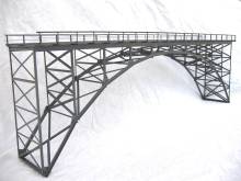 Hack Brücken 15200 - Hochbogenbr. 60cm 2-gleisig (Knotenbl), grau - Typ HK60-2