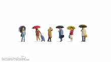 Noch 15523 - Menschen im Regen