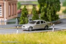 Faller 161425 - MB C-Klasse W 203, silber (HERPA)