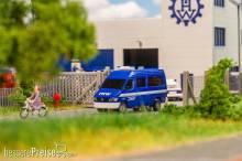 Faller 161427 - MB Sprinter THW mit Blaulicht (HERPA)