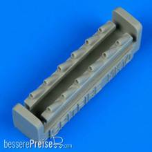 Quickboost QB48541 - 1:48 Spitfire Mk.XIV exhaust for Academy