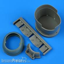 Quickboost QB49 193 - F6F-5 Hellcat cowling and cooling flaps (opened) for Hasegawa