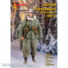Mars Figures MS32034 - 1:32 WWII German Paratroopers (Winter Uniform)