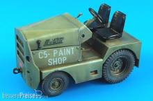 Aerobonus 320.032 - 1:32 United tractor GC-340/SM340 tow tractor