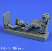 Aerobonus 320059 - 1:32 R.A.F. pilot with seat for Spitfire