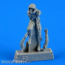 Aerobonus 480.096 - 1:48 U.S.A.F. fighter pilot-pressure suit1960