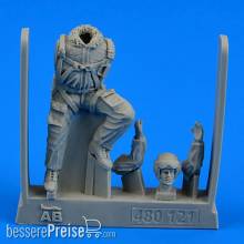 Aerobonus 480.121 - 1:48 Soviet Pilot-the Cold War period