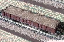 Modellbahn-Bachmann 2010706 - Ladung Kies für Tillig, für den 2-achs. Rungenwagen Rm (Art.- Nr. 14620 u.ä.) Größe: 82 x 20 mm