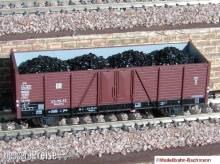 Modellbahn-Bachmann 2070101 - Kohle für Jago, Karsei, Heris und Schirmer, für den 2-achs. off. Güterwagen Ommru Villach (Art.-Nr. 80033 u.ä.) Größe: 70 x 21 mm